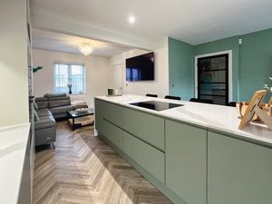 Photo 4- click for photo gallery